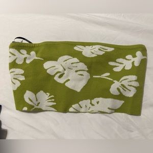 Forever 21 super crop top size L NWT